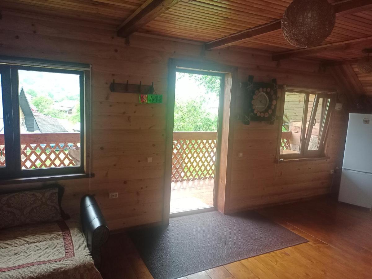 Під Горою Sheshory Exterior foto